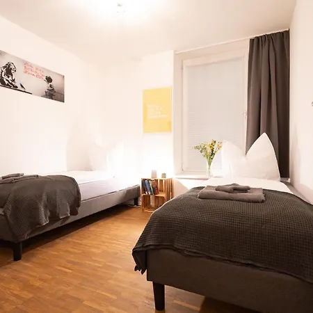 Apartment Ko-living - Yellow Submarine - Altstadt - Kueche - 2 Sz - Getrennte Betten - Bis 7 Gaeste *