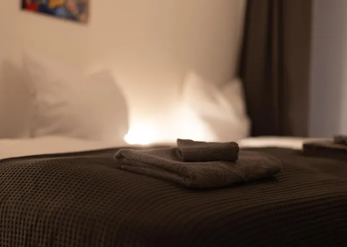 Ko-living - Yellow Submarine - Altstadt - Kueche - 2 Sz - Getrennte Betten - Bis 7 Gaeste Appartement Halle (Saale)